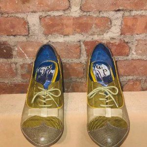 Women's designer shoes